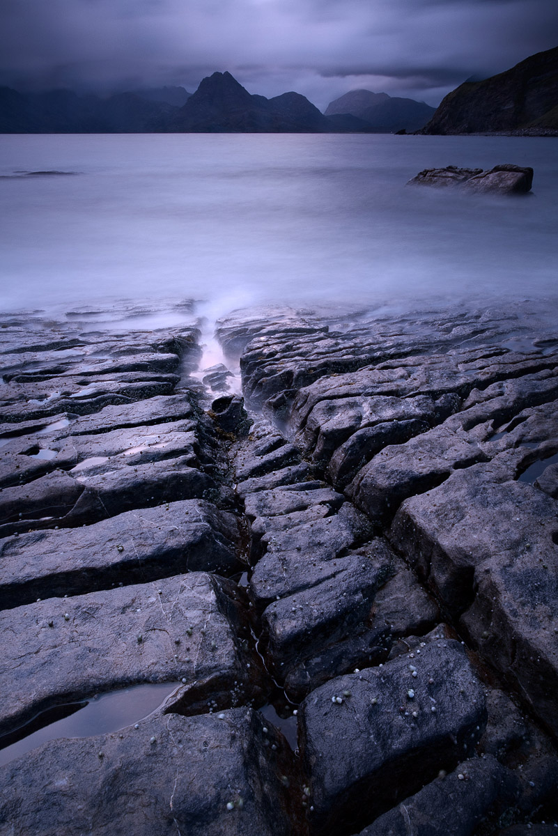 Ténèbres sur le Loch Scavaig